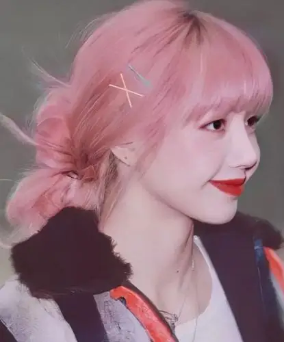 被lisa美哭了!原来圆脸也可以又酷又少女!