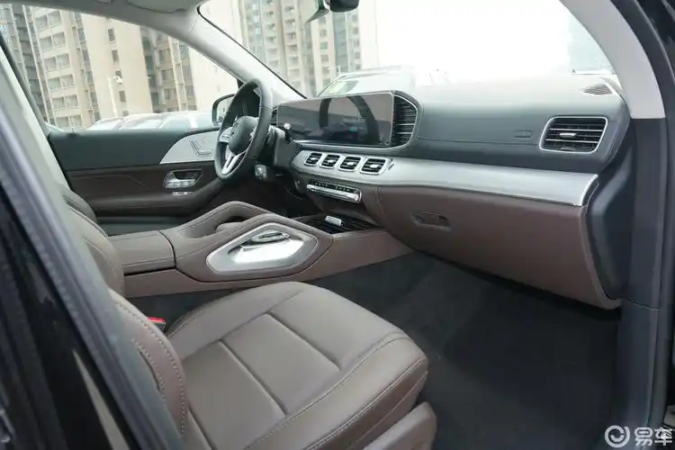 奔驰gle内饰-轴距-发动机-易车