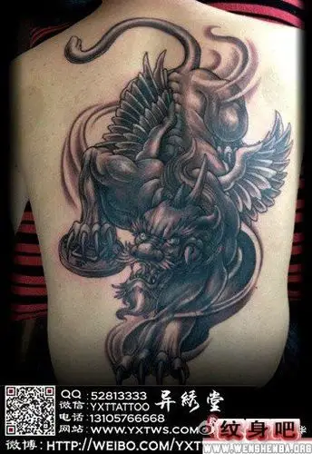 男人后背貔貅纹身图案