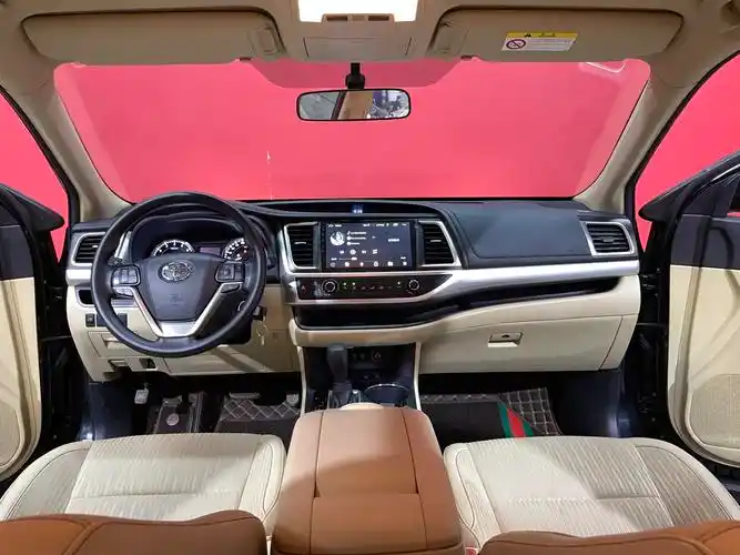 丰田 汉兰达  2021款 2.0t 四驱精英版 7座图片