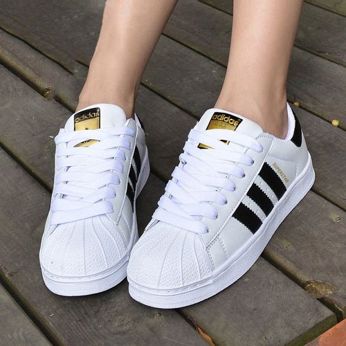 阿迪达斯三叶草女鞋正品官方新款休闲小白鞋女金标贝壳头女鞋