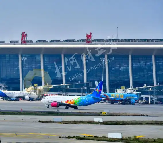 中州航空开航再进一步,首架货机已飞抵新郑机场