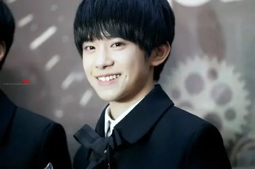 weibo@我不要这边一点都不酷 易烊千玺 150325