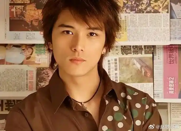 邱泽,一位集英勇与魅力于一身的男子汉……|邱泽|杨丞琳|陈乔恩_新浪