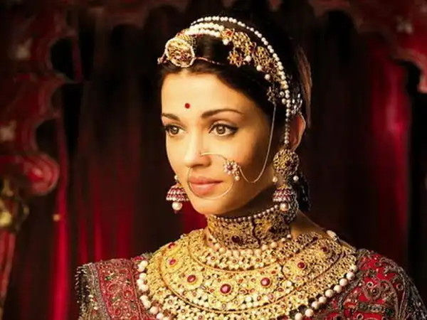 上海影视化妆培训 推荐到剧组推荐企业 欢迎来电 苏州