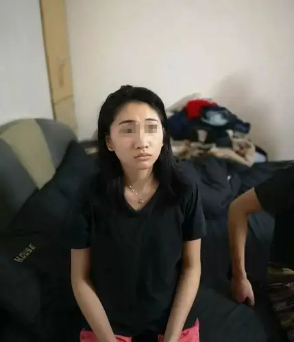 是高颜值"95后"女诈骗犯!