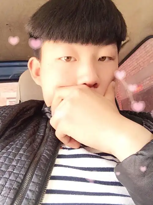 这男的帅不帅 好看还是难看