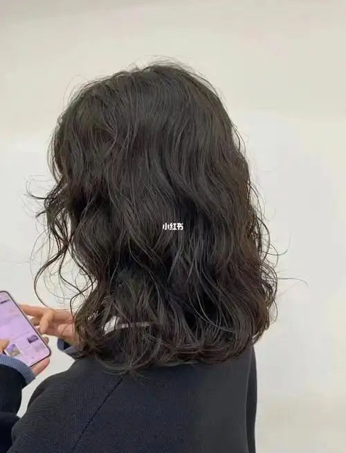 04最流行的中短发蛋卷头时髦精炸街首选发型# 女生发型参考中短发