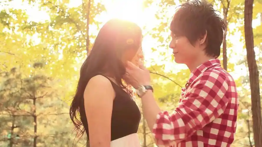 六哲暌违一年半推出mv  为 即将发新专辑造势