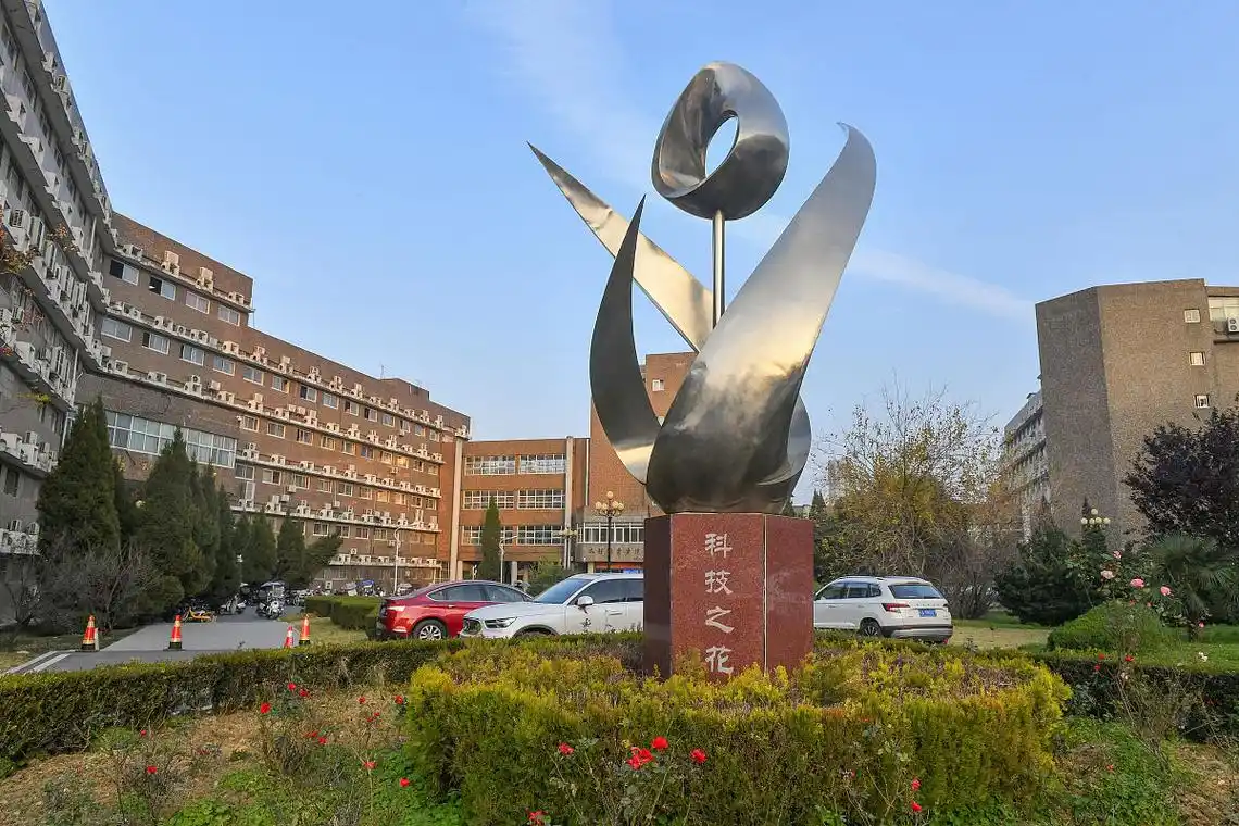 陕西西安不锈钢雕塑工厂定制