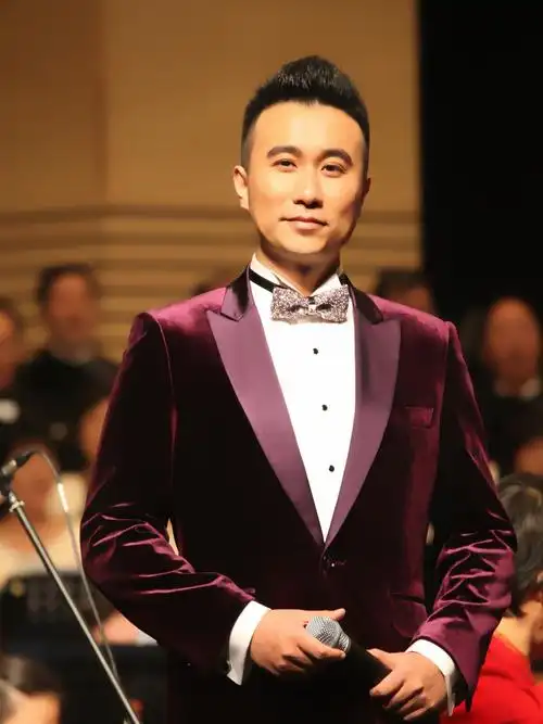 p>高宇,男,天台人,浙江省歌舞剧院青年男高音歌唱家,国家一级演员