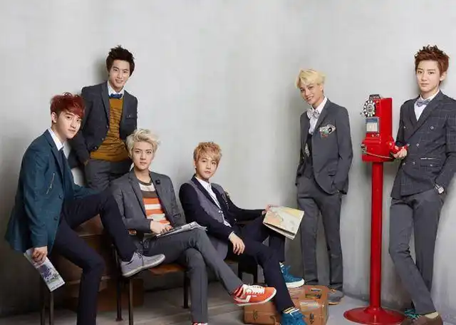 exo的队长是谁?|队长|金俊勉|队员_新浪新闻