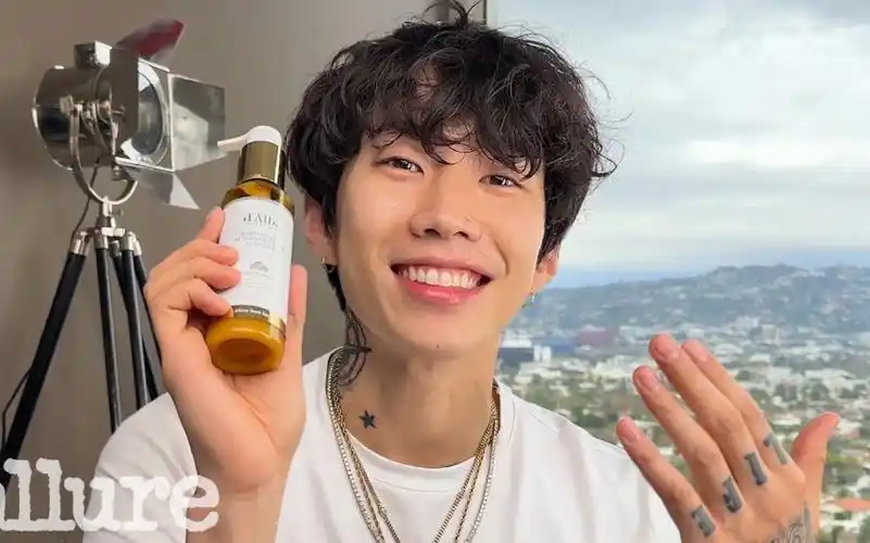 【4k中英双字】朴宰范的10分钟日常护肤和发型流程