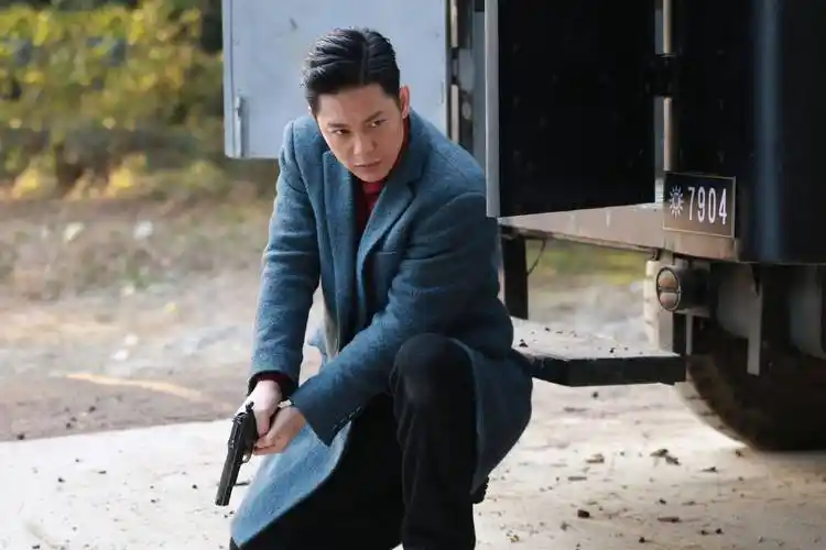 《摧毁》9月11日将登东方影视频道 傅程鹏利剑出鞘 上演雾都保卫战_方