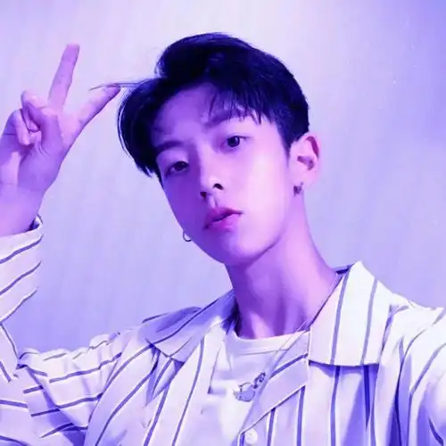 紫色头像超帅超酷超甜的头像男生女生看过来