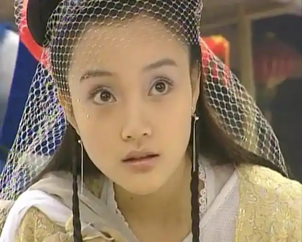 李小璐 《绝世双骄》——紫嫣