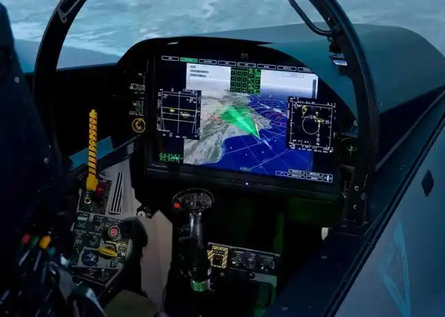 美国无敌大黄蜂横空出世中国歼15是要改成超级飞鲨