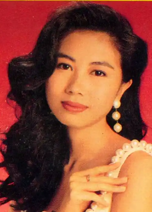 说到杨宝玲,我相信每个人都对他很陌生,但是她曾经是最高一线女演员和