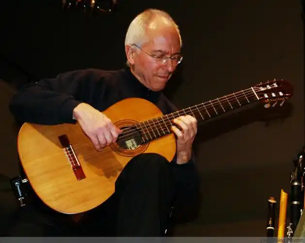 【转载】古典吉他演奏家约翰·克里斯托夫·威廉斯:《浪漫吉他极精选