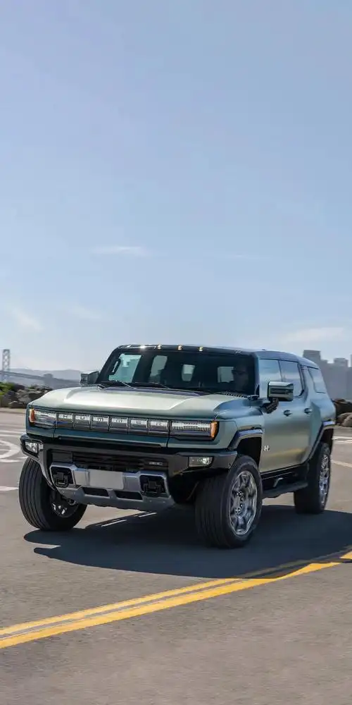 像螃蟹一样行走的全新电动悍马