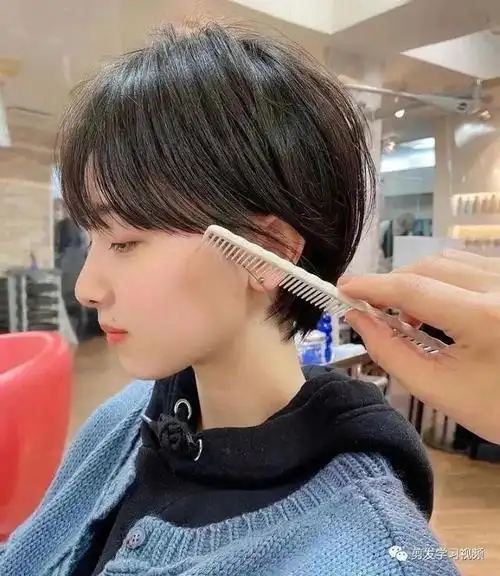 女儿童短发发型图片 七款超萌的女宝宝短发(圆脸儿童发型女孩短发)