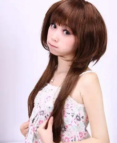 脸圆短发的女生怎么搞头发 圆脸前面短发后面长发图片