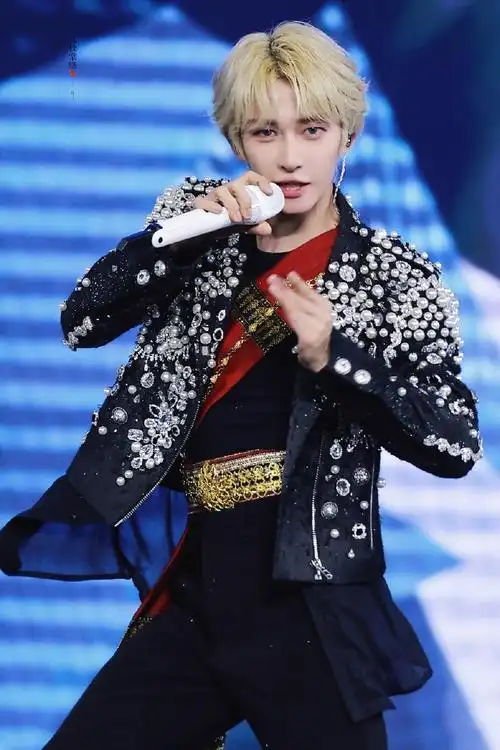 置顶super star 78@刘宇yu_    #创造营亚洲