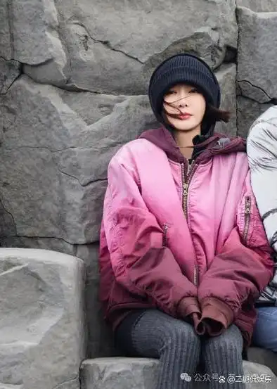 魏大勋秦岚三亚过年将结婚女方被传怀孕超恨嫁男方结束杨幂地下