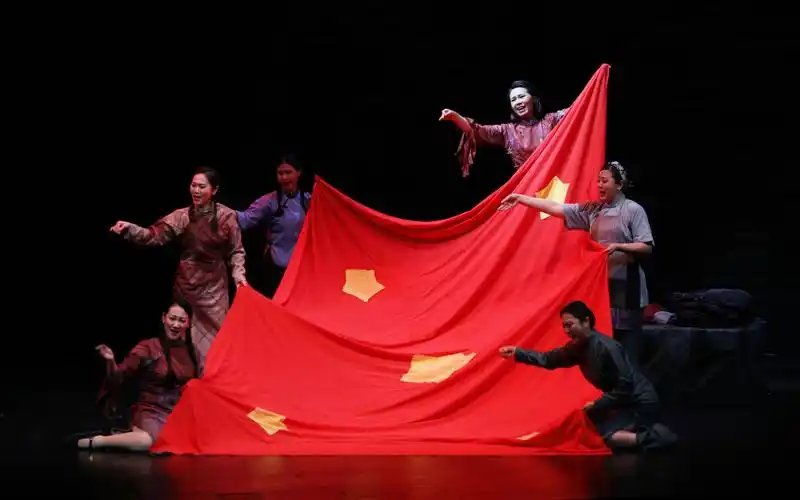 上海歌剧院《江姐》北京首演,青春演绎致敬经典