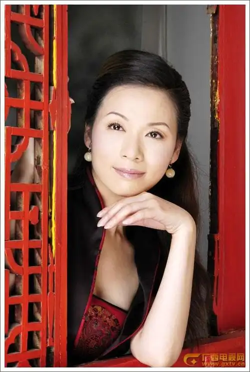 广西卫视主持人照片和广西电视台记者主持人名单