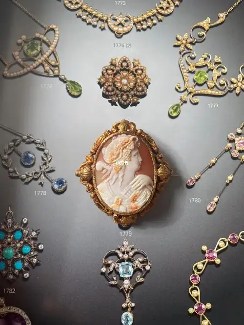 西洋古董珠宝61酒神卡梅奥