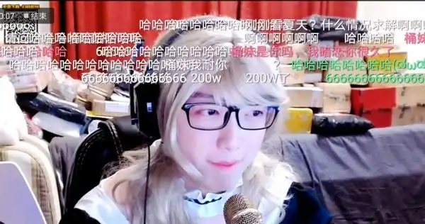 「马桶c」不玩我的世界是为了解除撩妹封印?结果全程下饭操作