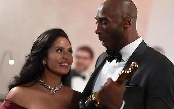 41岁瓦妮莎现状曝光被nba球员示爱与60岁乔丹牵手拥抱身材傲人