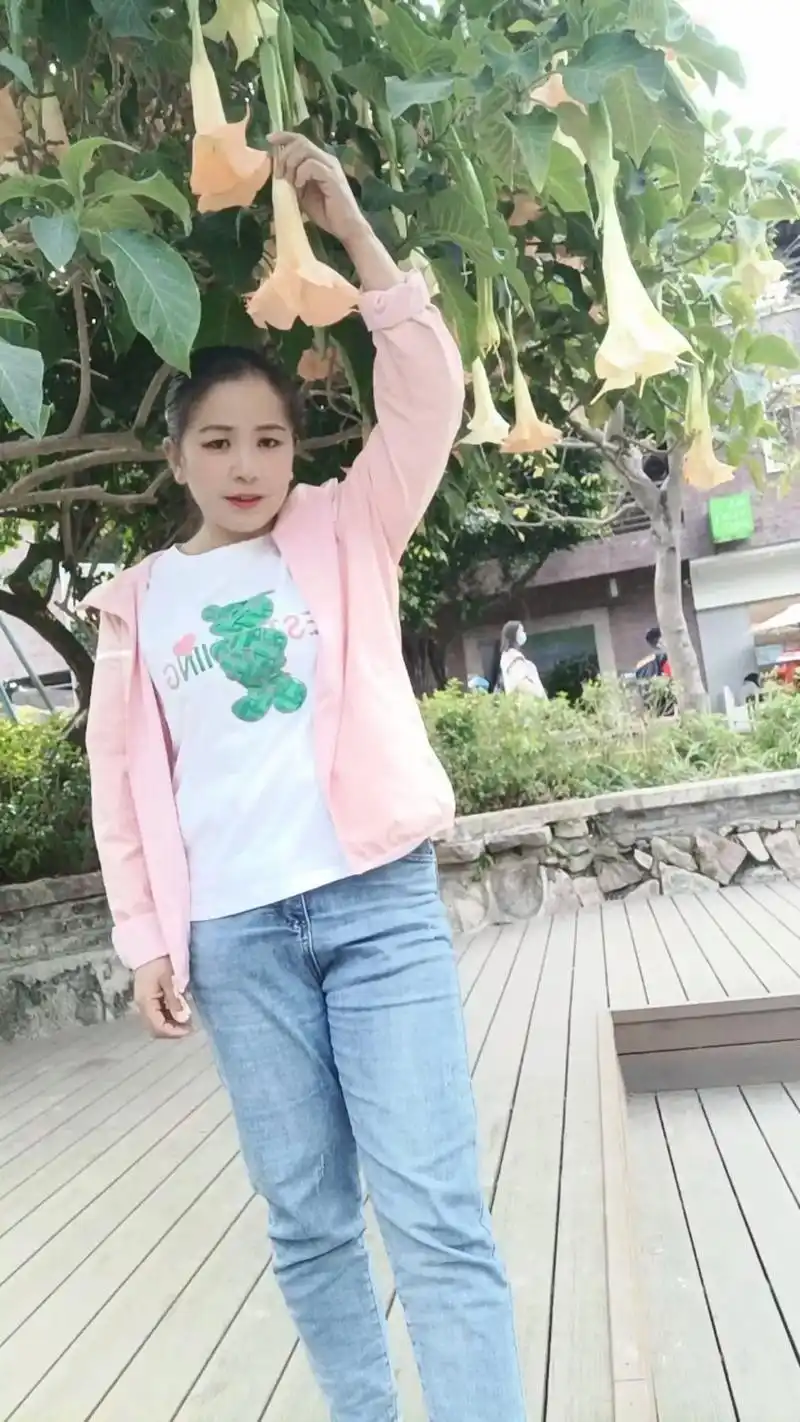 一米五八的个子, 体重134.斤, 俺家的老板还嫌我太胖了! - 抖音