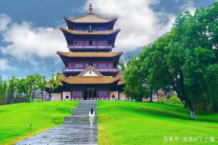 景德镇六大必宝藏景点,山水若墨染万里窑火,此生比去的国潮胜地