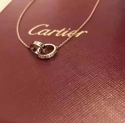 卡地亚love双环项链寓意爱的忠诚与承诺73