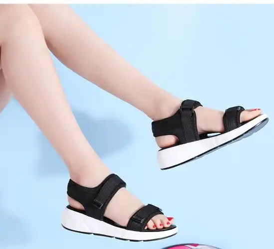 时尚学生运动凉鞋女软底轻便夏季休闲鞋百搭2021新款平底厚底女鞋黑色