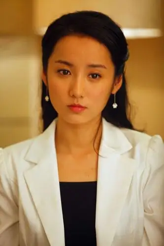 出道15年不温不火,低调嫁人才知老公是豪门,35岁被丈夫宠成公主|吕一