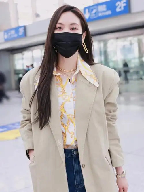 王霏霏春日机场照