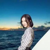 美女头像温柔忧伤知性_微信头像图片大全