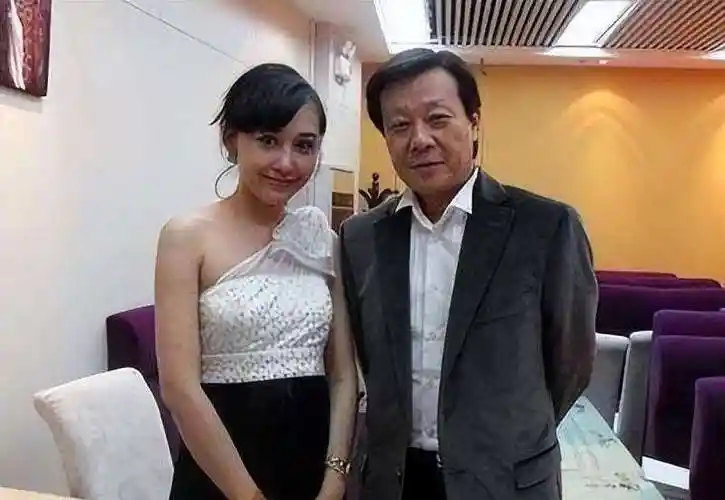 崔瑶琪(崔瑶琪图片)