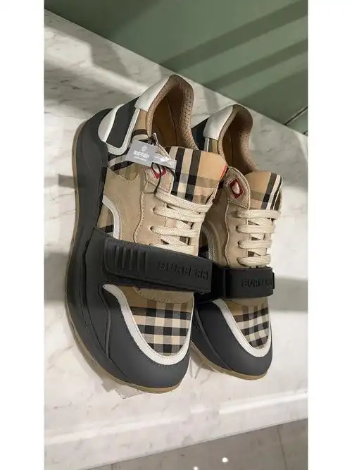 博柏利休闲男鞋老爹鞋