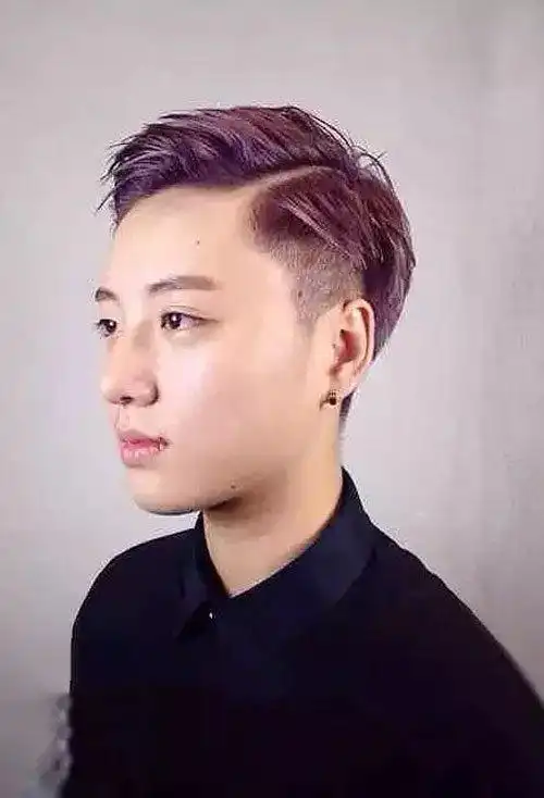 宽下巴男生适合两边铲发型 帅气男剃帅气短头发造型