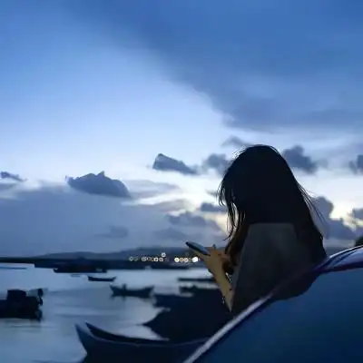 背影图像女生唯美漂亮头像