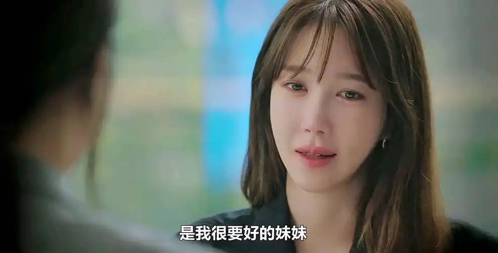 顶楼2公开柳真剧照打扮利落眼神凌厉吴允熙要翻身