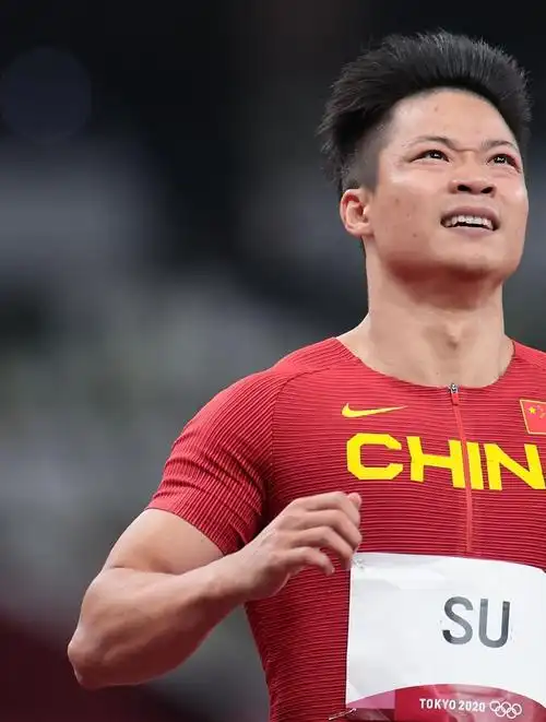 1米72的身高挑战1秒92的黑人运动员!苏炳添再次为黄种人证明4-度小视