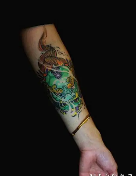 传统唐狮花臂彩绘纹身tag标签:传统吉祥唐狮彩绘花臂护佑神兽,手臂唐