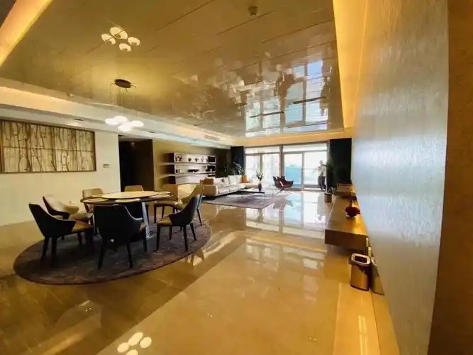 汤臣一品430平大三房一线江景