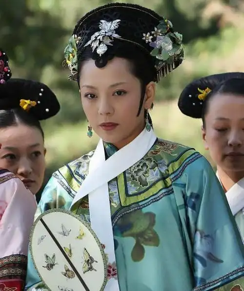 甄嬛传:难怪敬妃终身未孕,你看她在王府里做了啥?连皇上都骗了