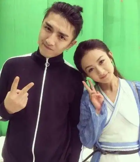 赵丽颖金瀚《你和我的倾城时光》造型曝光,有cp感吗?